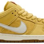 Tênis Nike Dunk Low Pro SB Saturn Gold