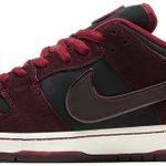 Tênis Nike RIOT Skateshop x Dunk Low SB Mahogany Dark Beetroot