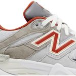 Tênis New Balance 9060 Boston College