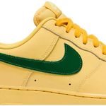 Tênis Nike Air Force 1 Low Patent Leather Topaz Gold