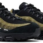 Tênis Nike Undefeated x Air Max 95 Medium Olive