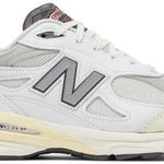 Tênis New Balance Teddy Santis x 990v3 Sea Salt