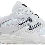 Tênis New Balance 9060 White Black Metallic Silver