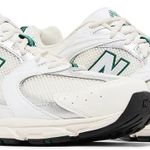Tênis New Balance 530 Sea Salt Marsh Green