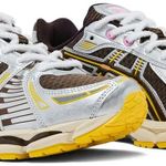 Tênis Asics VANDYTHEPINK x Gel Kayano 12.1 Chocolate