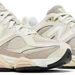 Tênis New Balance 9060 Oatmeal