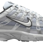 Tênis Nike P-6000 Metallic Silver Wolf Grey