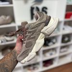 Tênis New Balance 9060 Mushroom Brown (PRONTA ENTREGA)