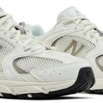 Tênis New Balance 530 Sea Salt Arid Stone