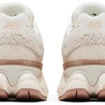 Tênis New Balance 9060 Bisque Sea Salt