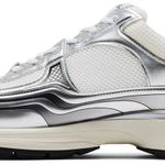 Tênis Chanel CC Logo Sneaker White Silver