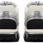 Tênis Chanel CC Logo Sneaker White Silver