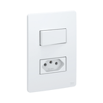 1 INTERRUPTOR SIMPLES 10 A/250 VCA COM 1 TOMADA 2P T 10 A/250 VCA COM PLACA 4X2 SUPORTE ESATTA BRANCO WEG 16093229