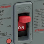 DISJUNTOR CAIXA MOLDADA 3P CURVA C 80A  STECK SDJS80