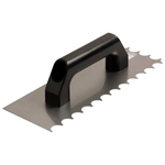 DESEMPENADEIRA AÇO DENTADA 28 X 12 MM RAIO 10 MM COM CABO PLASTICO CORTAG 60961