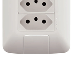 CONJUNTO 1 INTERRUPTOR SIMPLES 6A + 2 TOMADAS 2P+T 10A 250V ARIA TRAMONTINA 57241087