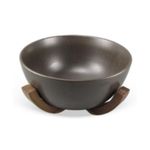 Bowl em Ceramica Marrom Base em Madeira