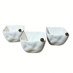 Petisqueira em Porcelana Branca com Esfera Dourada - BTC