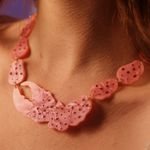 Colar Nise Rosa Claro Perolado