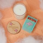 Presente Especial - Uma Vela Exclusiva + uma caixa de fósforo de acrílico de Presente para Você