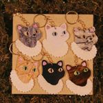 Presente Especial nas compras acima de R$199 - Um chaveiro de gato exclusivo