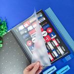 Caderno Universitário Nasa 1 Matéria 80 Folhas Pautadas 20 x 27,5 cm - Tilibra