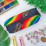 Estojo Escolar Simples Nylon Estampado Arco-íris - Daterra