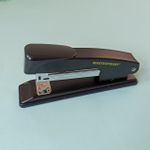 Grampeador de Metal 26/6 Preto 13 cm MP-301 até 20 Folhas - Masterprint