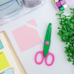 Tesoura Escolar de Picotar 13,5cm - Yin's