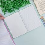 Caderno 1/4 Mellow (Azul, Lilás, Rosa e Verde) Brochura Costurado Capa Dura 14 x 20 cm 80 Folhas - Tilibra