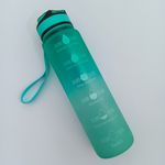 Garrafa Plástica 1 Litro Degradê com Marcações do Horários e Canudo de Silicone ( Amarela, Lilás, Rosa e Verde ) - Weeze