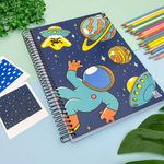 Caderno Universitário Espiral Kbom Masculino 10 Matérias 200 Folhas20 x 27,5 cm  -Animativa