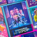  Caderno Universitário Espiral Capa Dura Guerreiras do K-Pop 1 Matéria 20 x 27,5 cm 80 Folhas - Tilibra