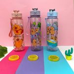Garrafa de Água Plástica Capivara / Capybara com Alça 800ml Colorida Tons Pastéis  - Interponte