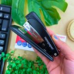 Grampeador de Metal 24/6 e 26/6 13,4 cm 20 Folhas - Importado