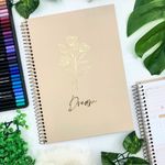 Caderno Universitário Espiral Capa Dura Elara 1 Matéria 80 Folhas Pautadas 20 x 27,5 cm - Animativa