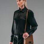 BLUSA DE CETIM ECHO - PRETO