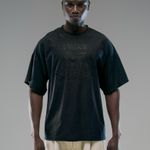 CAMISETA OVER BORDADA LEAVE - PRETO