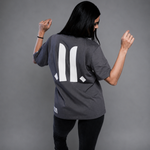 CAMISETA BÁSICA LOGO - CINZA 