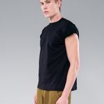 CAMISETA MANGA DOBRADA - PRETO