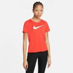 T-shirt Performance Nike Swoosh Run Feminina Laranja