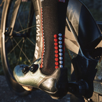 Meia Cano Alto Compressport Racing Socks V4 Bike Highcut Unissex