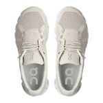 Tênis On Running Cloud 5 Feminino Bege e Branco