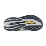 Tênis New Balance FuelCell SuperComp Trainer V2 Masculino Branco/Verde