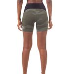 Bermuda Compressão Fila High Tech Emanatrix Pockets Feminina
