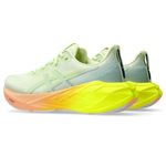 Tênis Asics Novablast 4 Paris Feminino