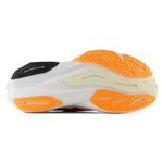 Tênis New Balance FuelCell Rebel V4 Masculino