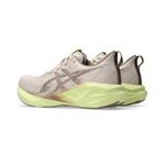 Tênis Asics Novablast 5 Feminino