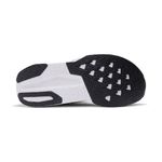 Tênis New Balance FuelCell Rebel V5 Masculino