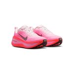 Tênis Nike Vomero Plus Feminino